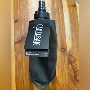 COPY - CamelBak 17OZ Flask